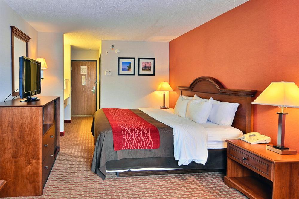 Quality Inn East Liverpool Экстерьер фото