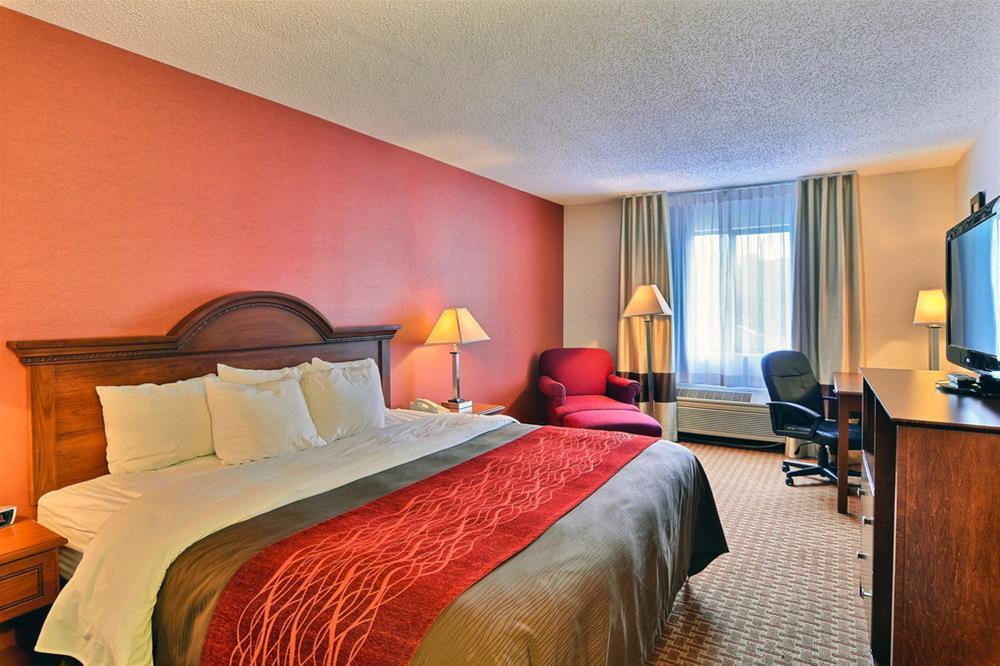 Quality Inn East Liverpool Экстерьер фото