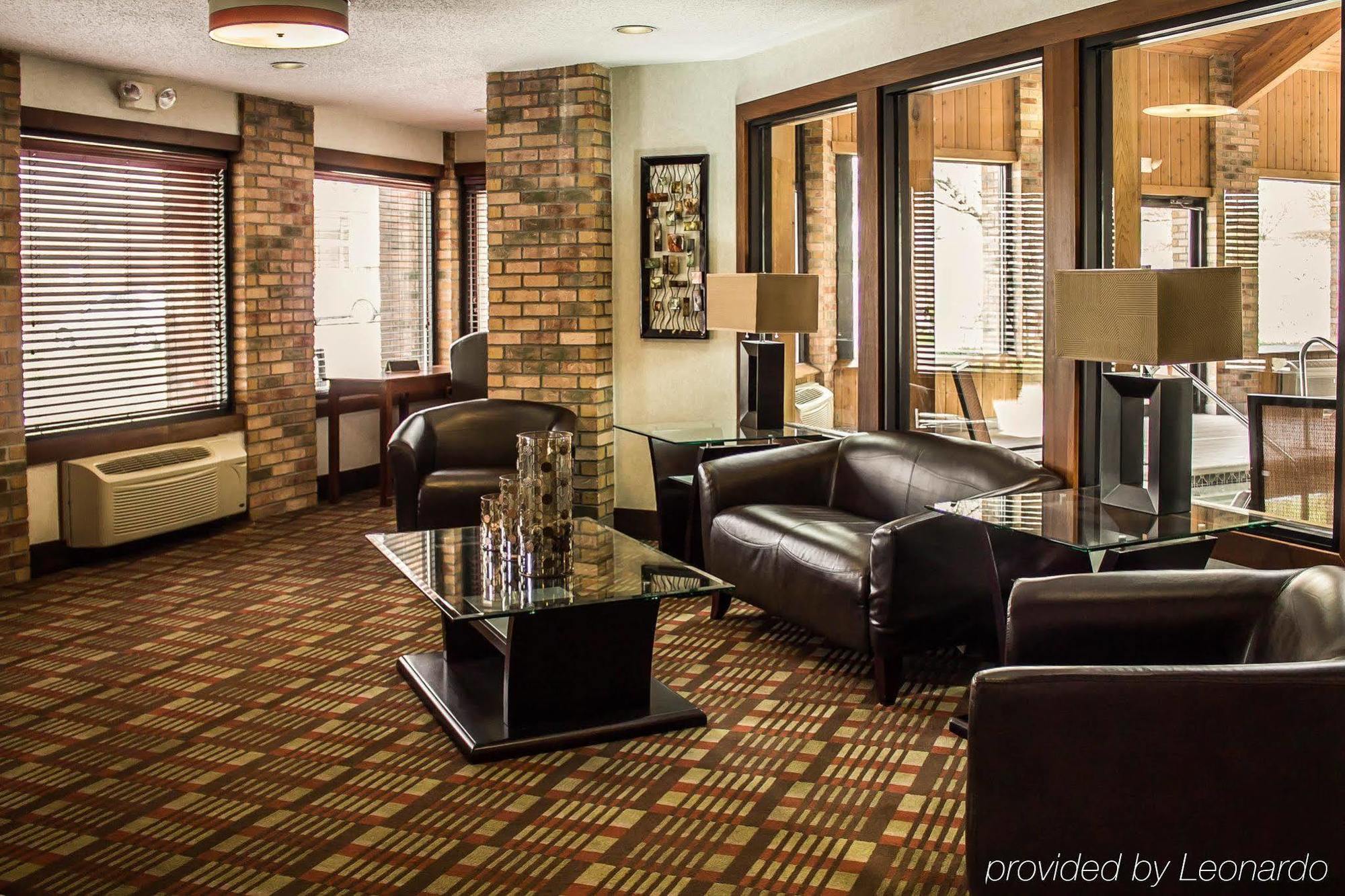 Quality Inn East Liverpool Экстерьер фото